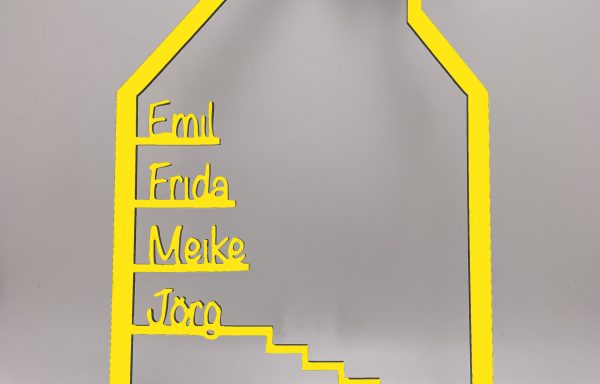 Türschild aus farbigem Kunststoff